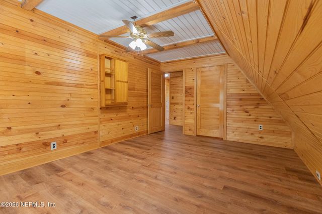 111 CRESCENT LAKE SHORE Drive, Crescent City, FL 32112