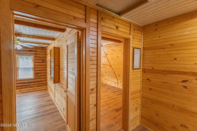 111 CRESCENT LAKE SHORE Drive, Crescent City, FL 32112