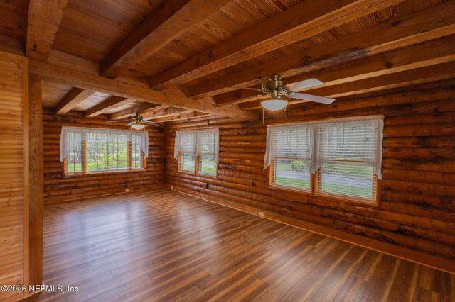 111 CRESCENT LAKE SHORE Drive, Crescent City, FL 32112