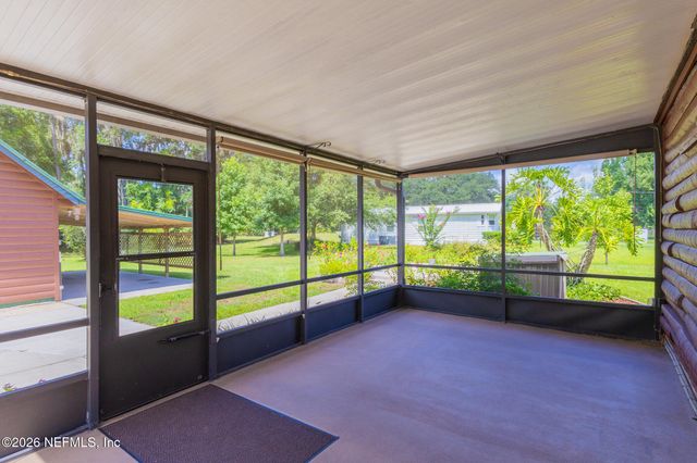 111 CRESCENT LAKE SHORE Drive, Crescent City, FL 32112