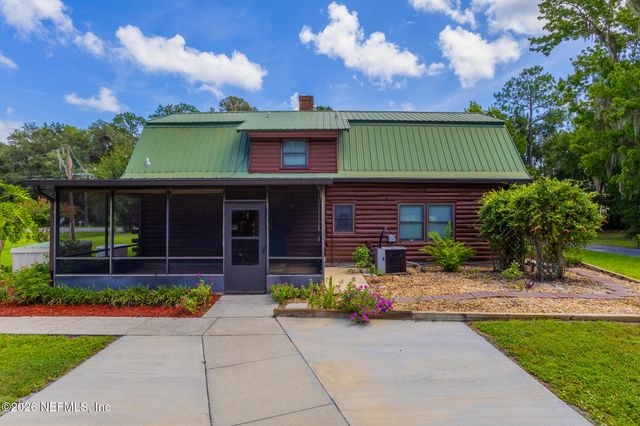 111 CRESCENT LAKE SHORE Drive, Crescent City, FL 32112