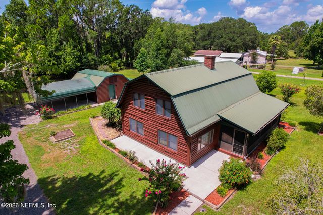 111 CRESCENT LAKE SHORE Drive, Crescent City, FL 32112