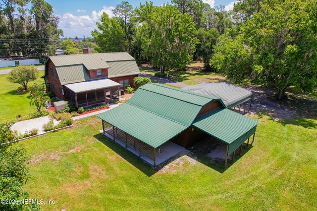 111 CRESCENT LAKE SHORE Drive, Crescent City, FL 32112