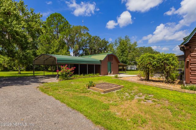 111 CRESCENT LAKE SHORE Drive, Crescent City, FL 32112