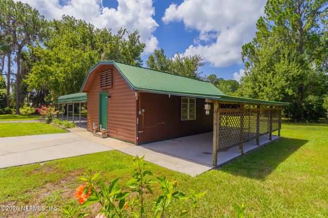 111 CRESCENT LAKE SHORE Drive, Crescent City, FL 32112
