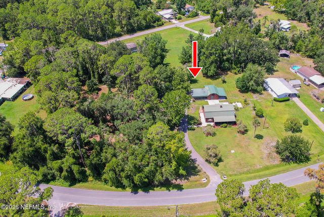 111 CRESCENT LAKE SHORE Drive, Crescent City, FL 32112
