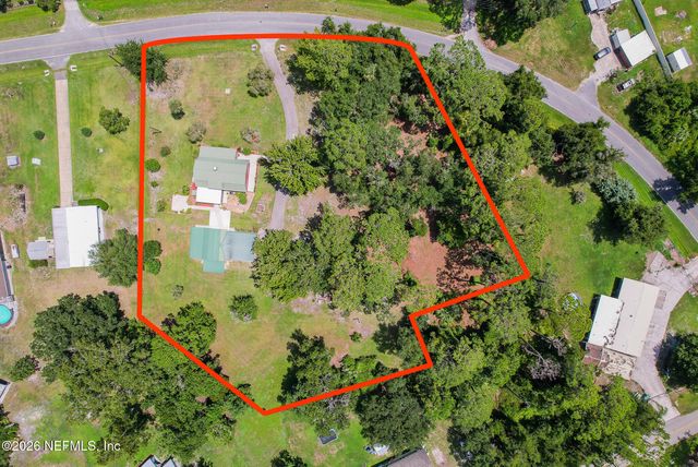 111 CRESCENT LAKE SHORE Drive, Crescent City, FL 32112