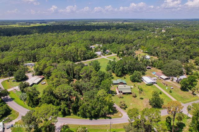 111 CRESCENT LAKE SHORE Drive, Crescent City, FL 32112