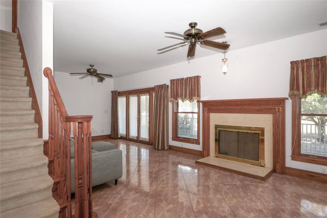 8900 SE 72ND AVENUE, Ocala, FL 34472