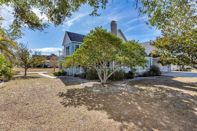 8900 SE 72ND AVENUE, Ocala, FL 34472