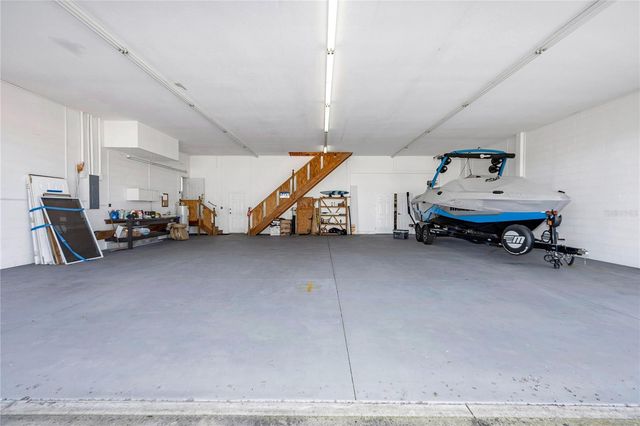 8900 SE 72ND AVENUE, Ocala, FL 34472