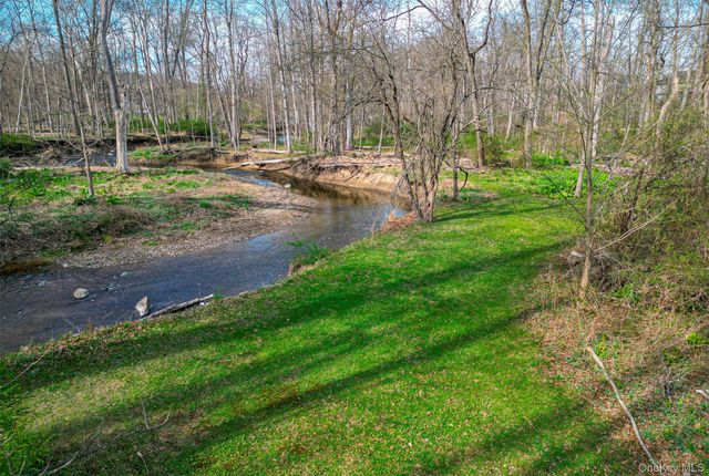 1543 Route 208, Washingtonville, NY 10992