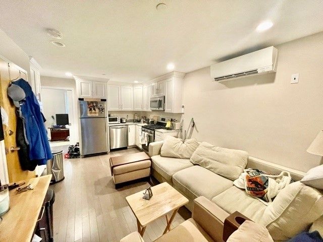 3 Stillman Place 3, Boston, MA 02113