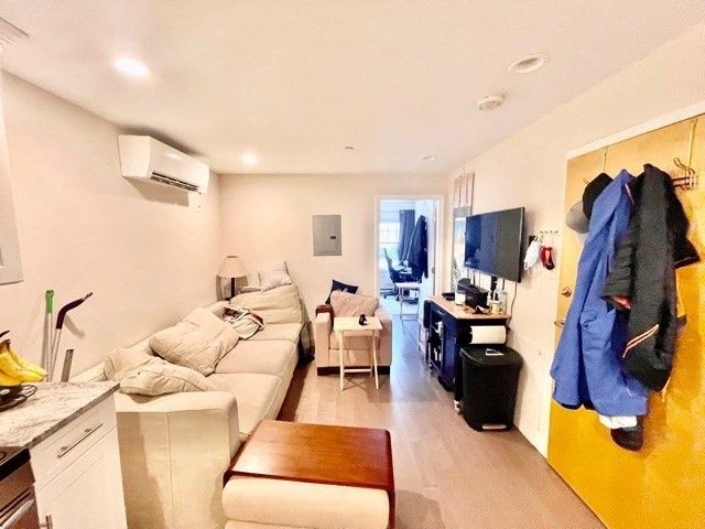 3 Stillman Place 3, Boston, MA 02113