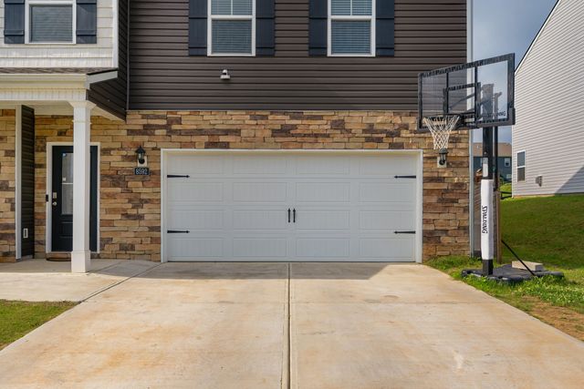 8592 Raspberry Way, Ooltewah, TN 37363