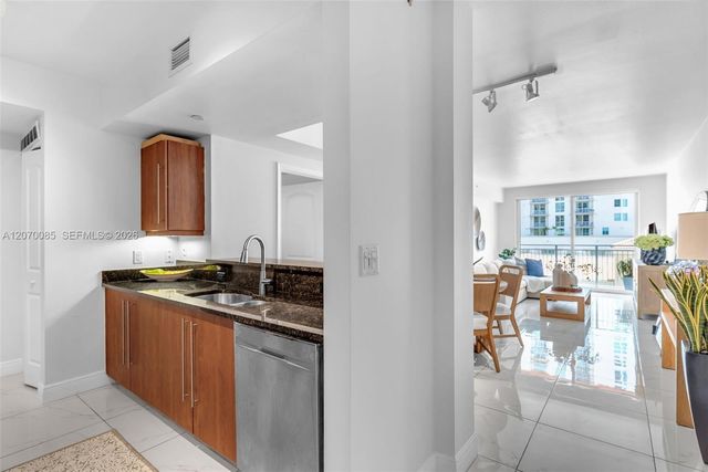 7350 SW 89th Street 1108S, Miami, FL 33156