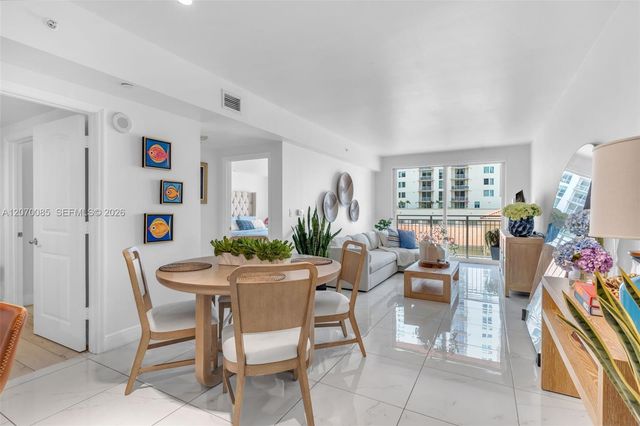 7350 SW 89th Street 1108S, Miami, FL 33156
