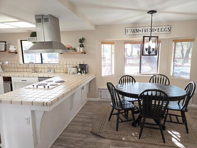 2340 Sleepy Hollow Dr, Shingle Springs, CA 95682