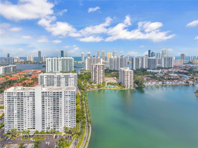 2780 NE 183rd St 1517, Aventura, FL 33160