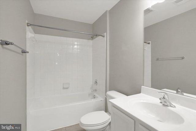 220 CHAMPIONS DR, York Haven, PA 17370