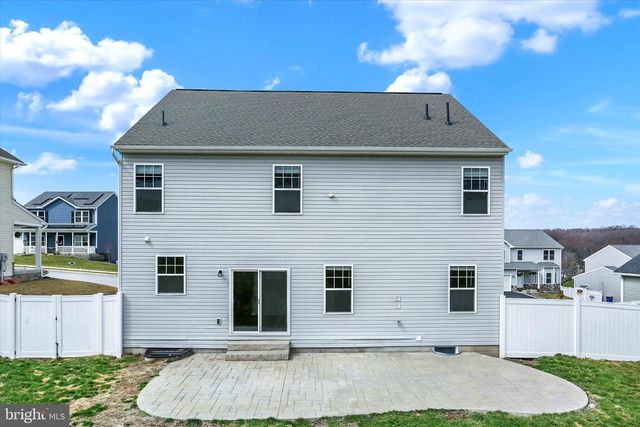 220 CHAMPIONS DR, York Haven, PA 17370