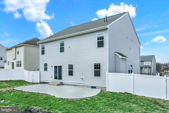 220 CHAMPIONS DR, York Haven, PA 17370