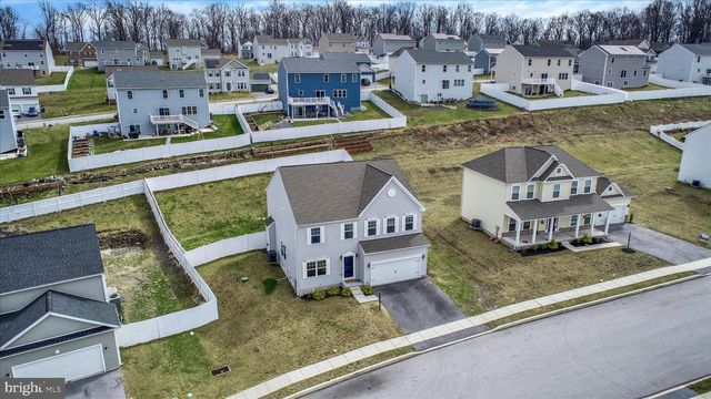 220 CHAMPIONS DR, York Haven, PA 17370