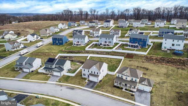 220 CHAMPIONS DR, York Haven, PA 17370