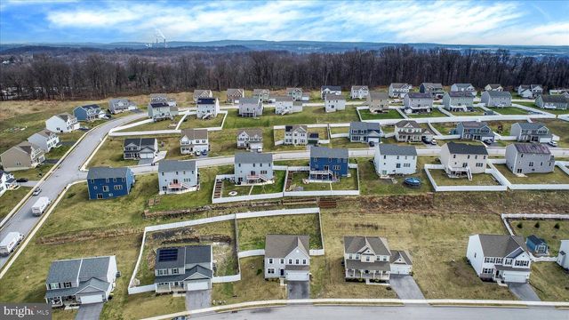 220 CHAMPIONS DR, York Haven, PA 17370