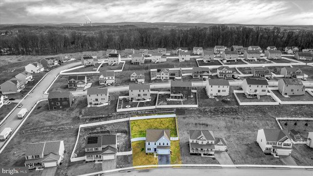 220 CHAMPIONS DR, York Haven, PA 17370