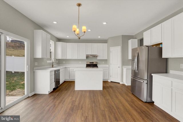 220 CHAMPIONS DR, York Haven, PA 17370