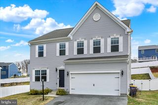 220 CHAMPIONS DR, York Haven, PA 17370