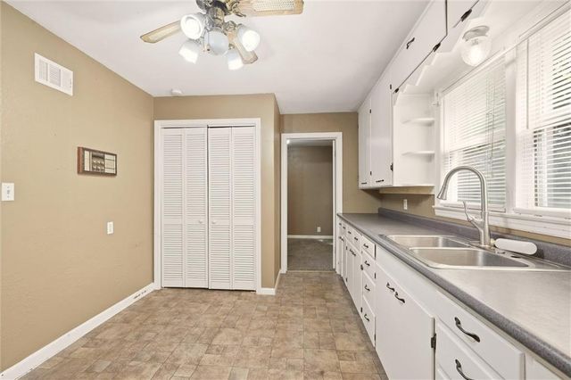 310 SW 13th Street, Blue Springs, MO 64015