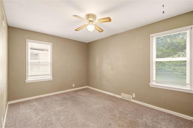 310 SW 13th Street, Blue Springs, MO 64015