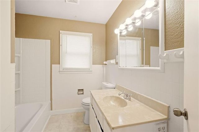 310 SW 13th Street, Blue Springs, MO 64015