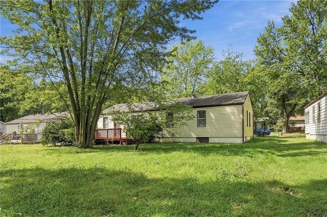 310 SW 13th Street, Blue Springs, MO 64015