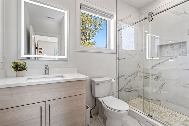 593 Saw Mill Brook Pkwy, Newton, MA 02459