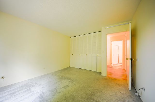 1206 S New Wilke Road 108, Arlington Heights, IL 60005