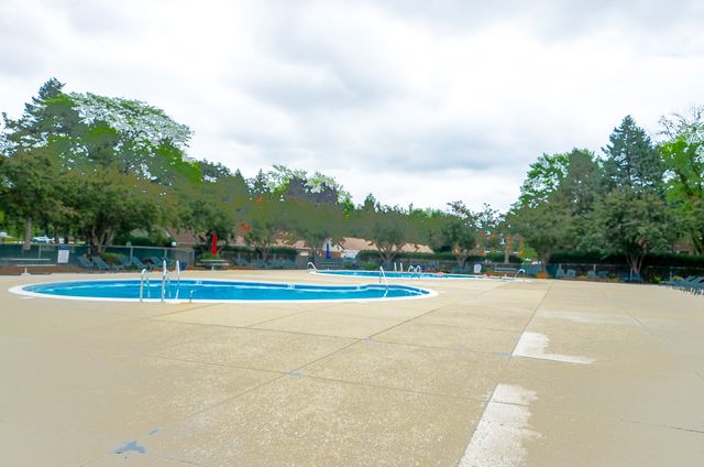 1206 S New Wilke Road 108, Arlington Heights, IL 60005