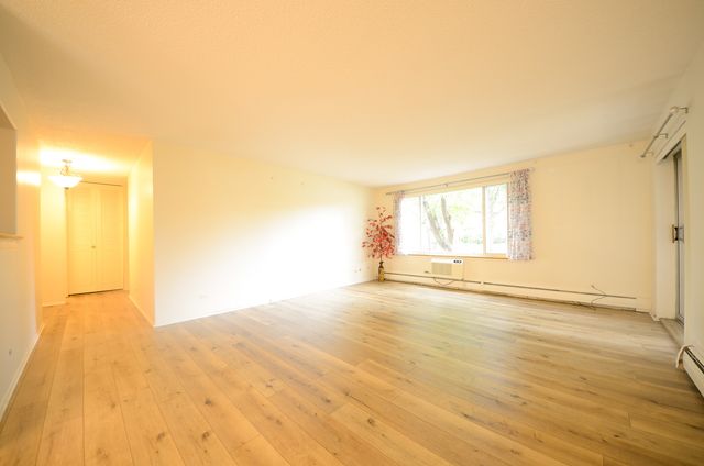 1206 S New Wilke Road 108, Arlington Heights, IL 60005