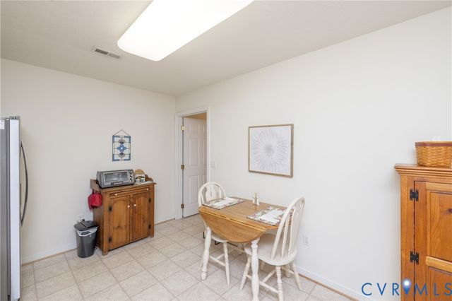 3329 Stone Manor Cir, Chester, VA 23831