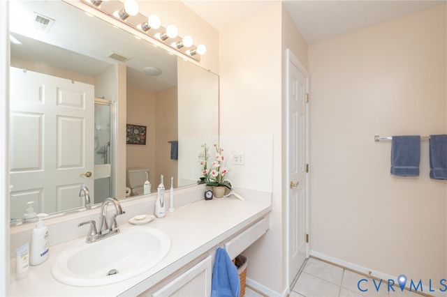 3329 Stone Manor Cir, Chester, VA 23831