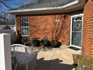 3329 Stone Manor Cir, Chester, VA 23831