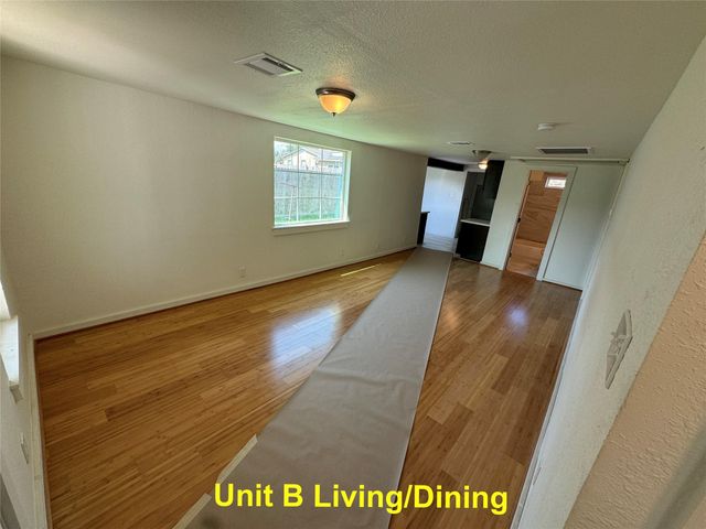 8214 Livingston Street B, Houston, TX 77051