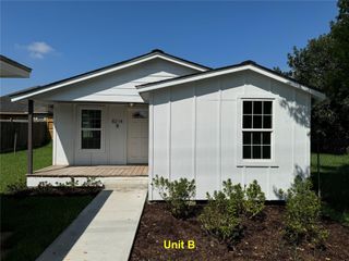 8214 Livingston Street B, Houston, TX 77051