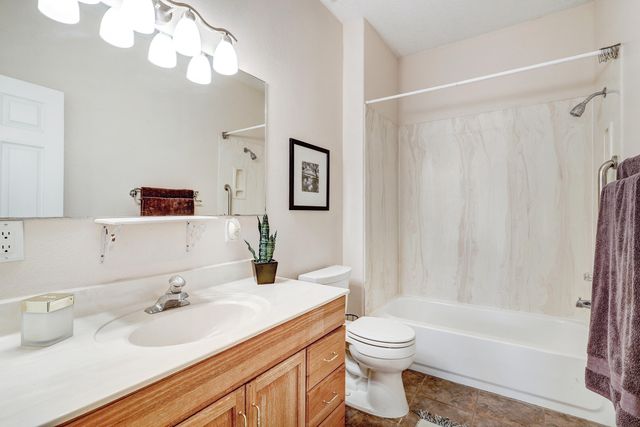 124 75th Street SW, Albuquerque, NM 87121