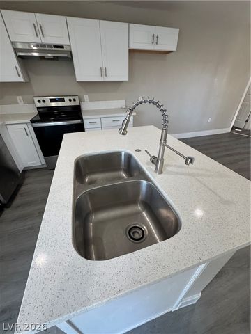 2925 Demetrius Avenue, Las Vegas, NV 89101