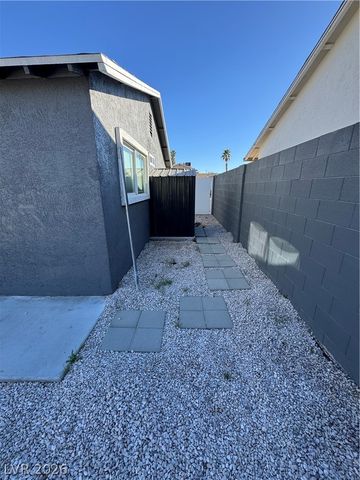 2925 Demetrius Avenue, Las Vegas, NV 89101