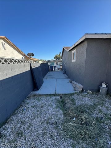 2925 Demetrius Avenue, Las Vegas, NV 89101