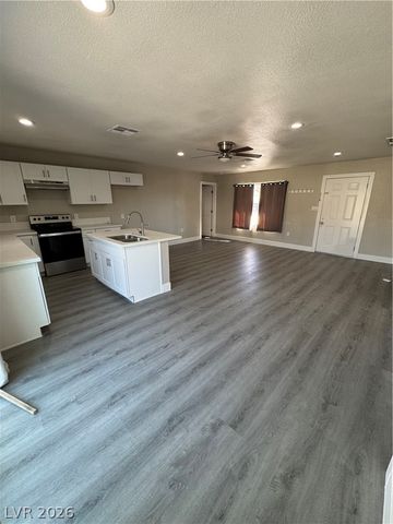 2925 Demetrius Avenue, Las Vegas, NV 89101